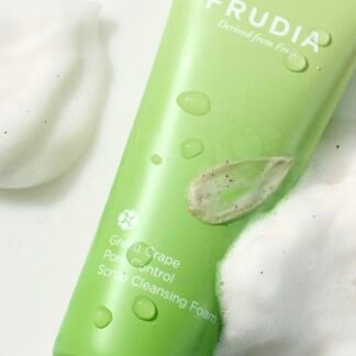 Frudia pores control  face wash